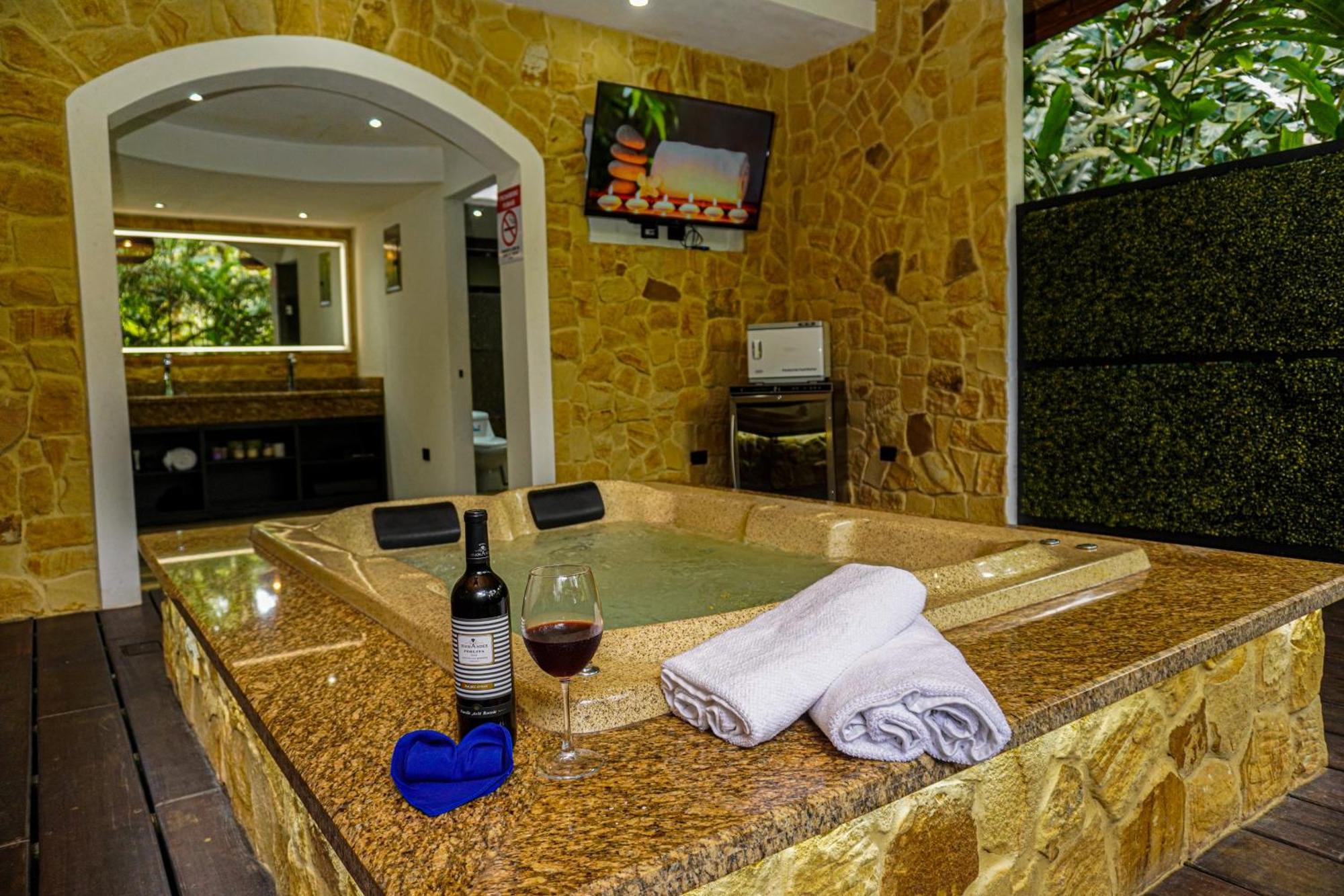 Palo Alto Glamping Hotel Quesada  Dış mekan fotoğraf